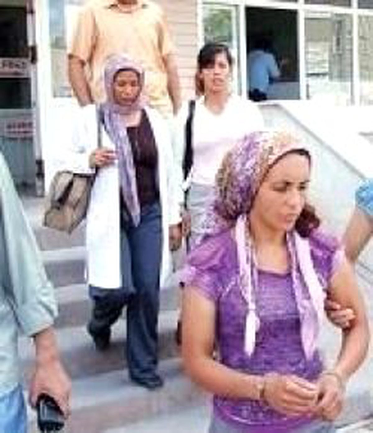 Ailece Sabıkalı Kadın Hırsızlar