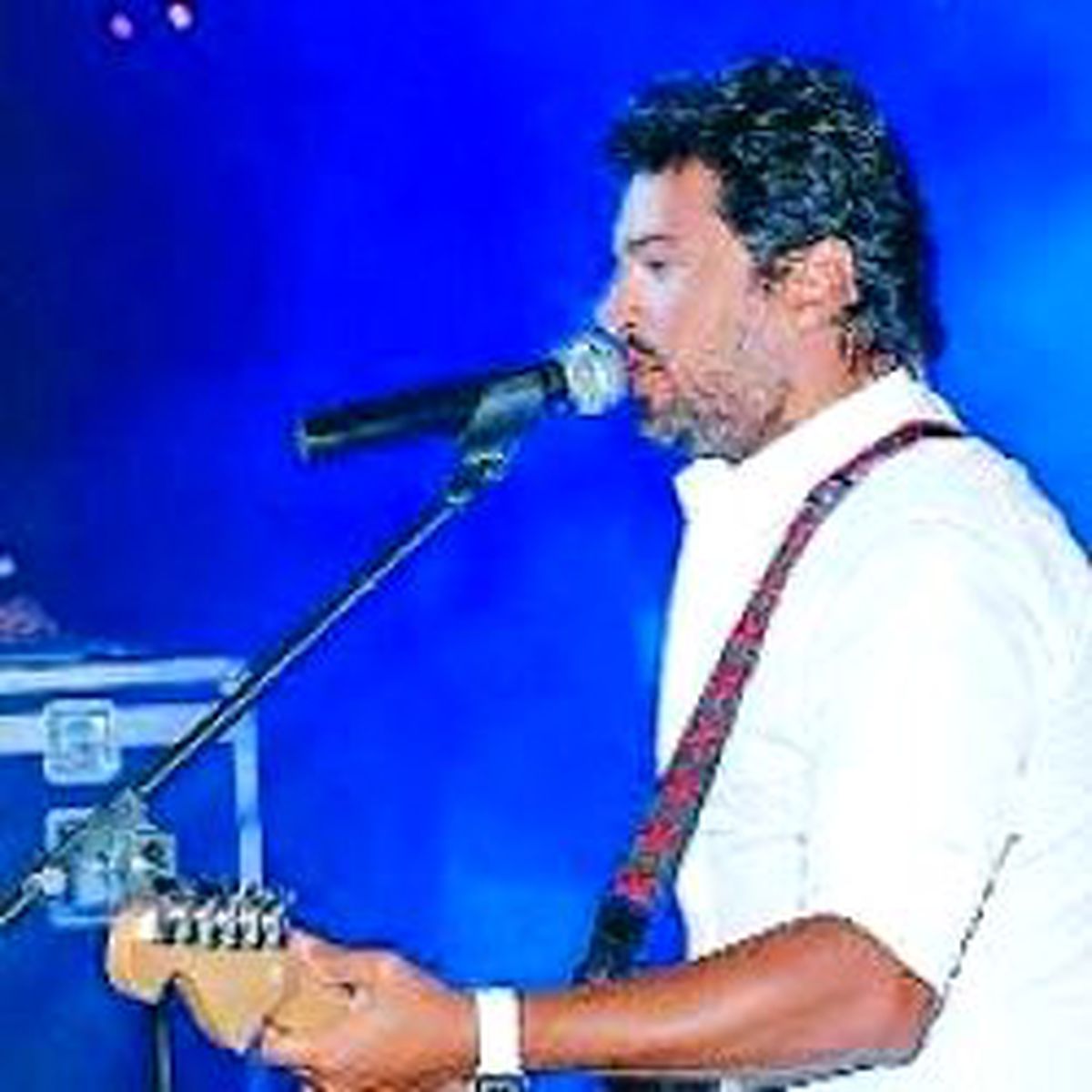 Gölbaşı'nda Emre Altuğ Rüzgarı Esti