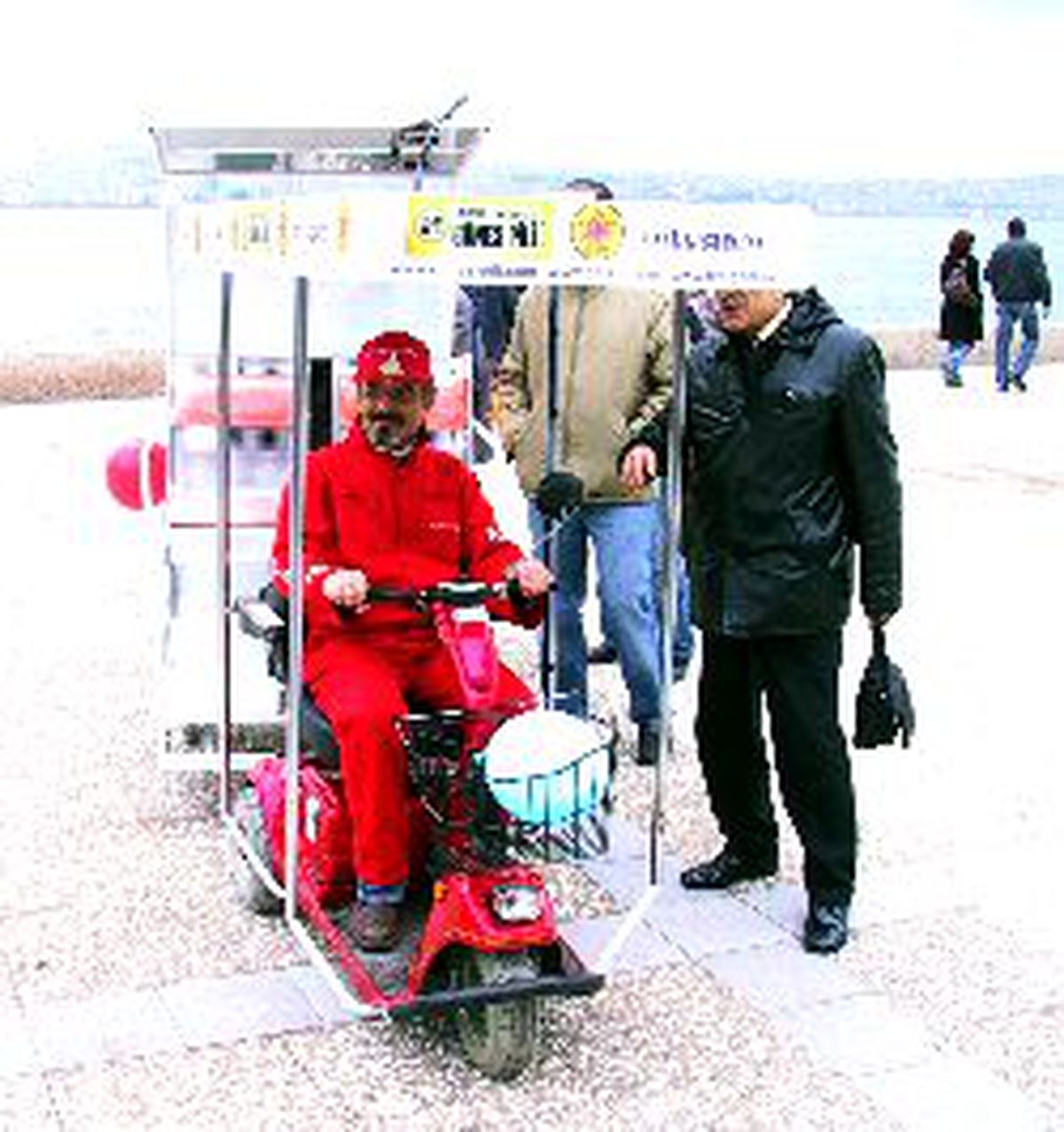Güneş Enerjili Arabalar Yarışıyor