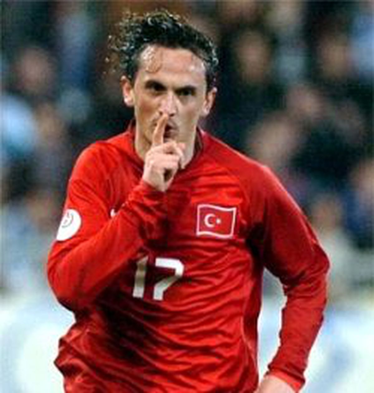 Tuncay Şanlı, Villa'ya Çok Yakın!