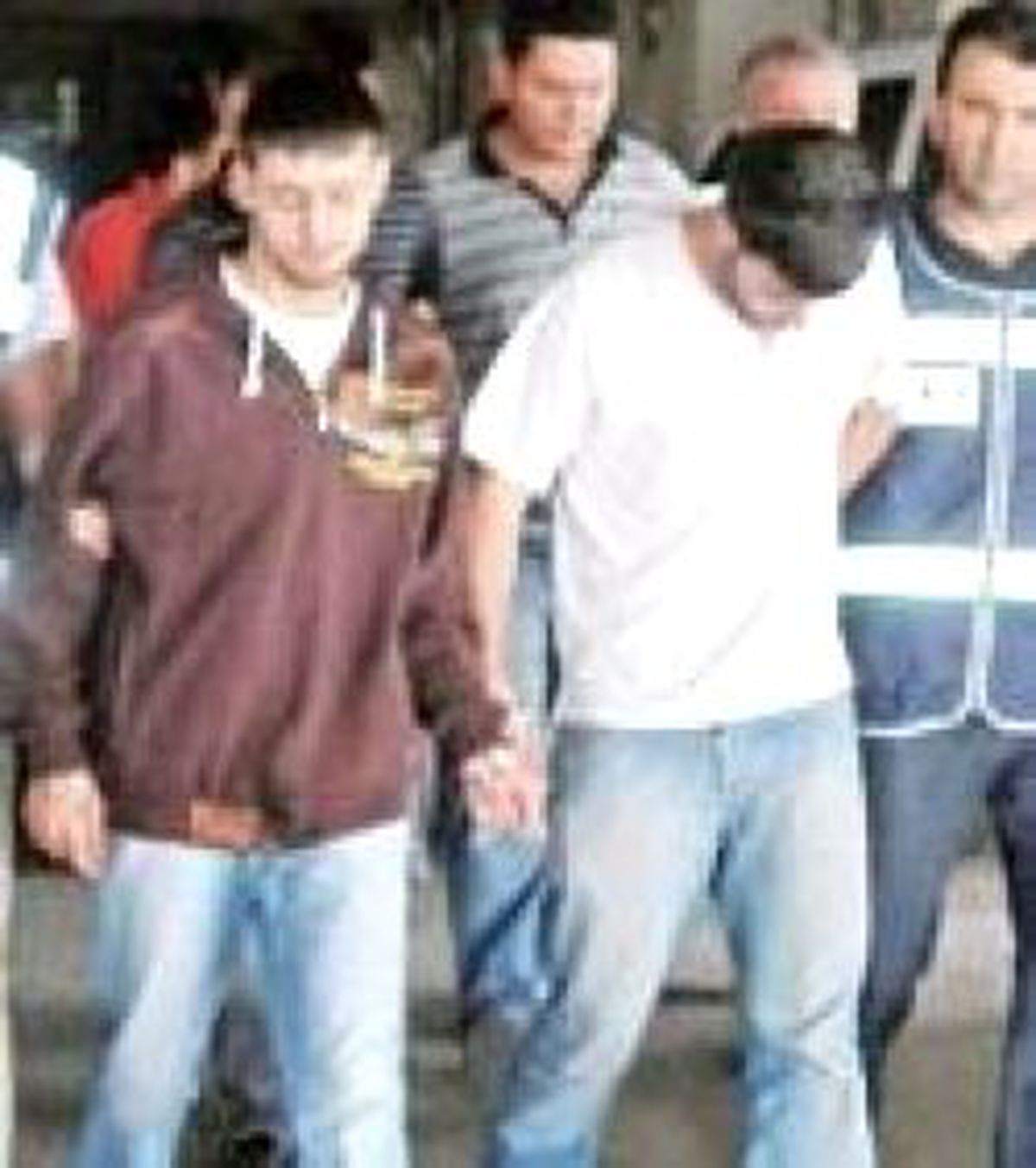 Onlar Savaştı Adem Öldü