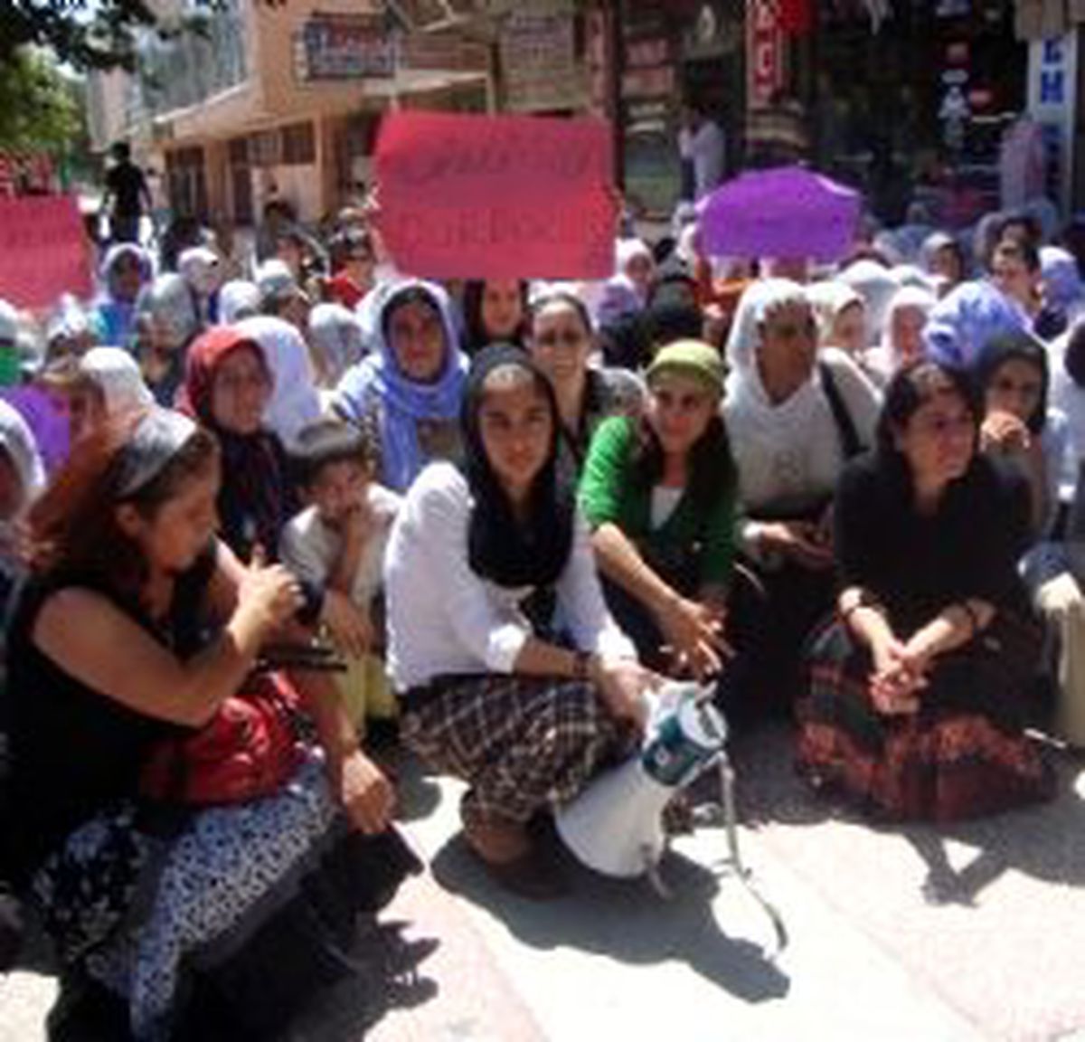DTP'li Kadınlar: Muhatap İmralı'dır