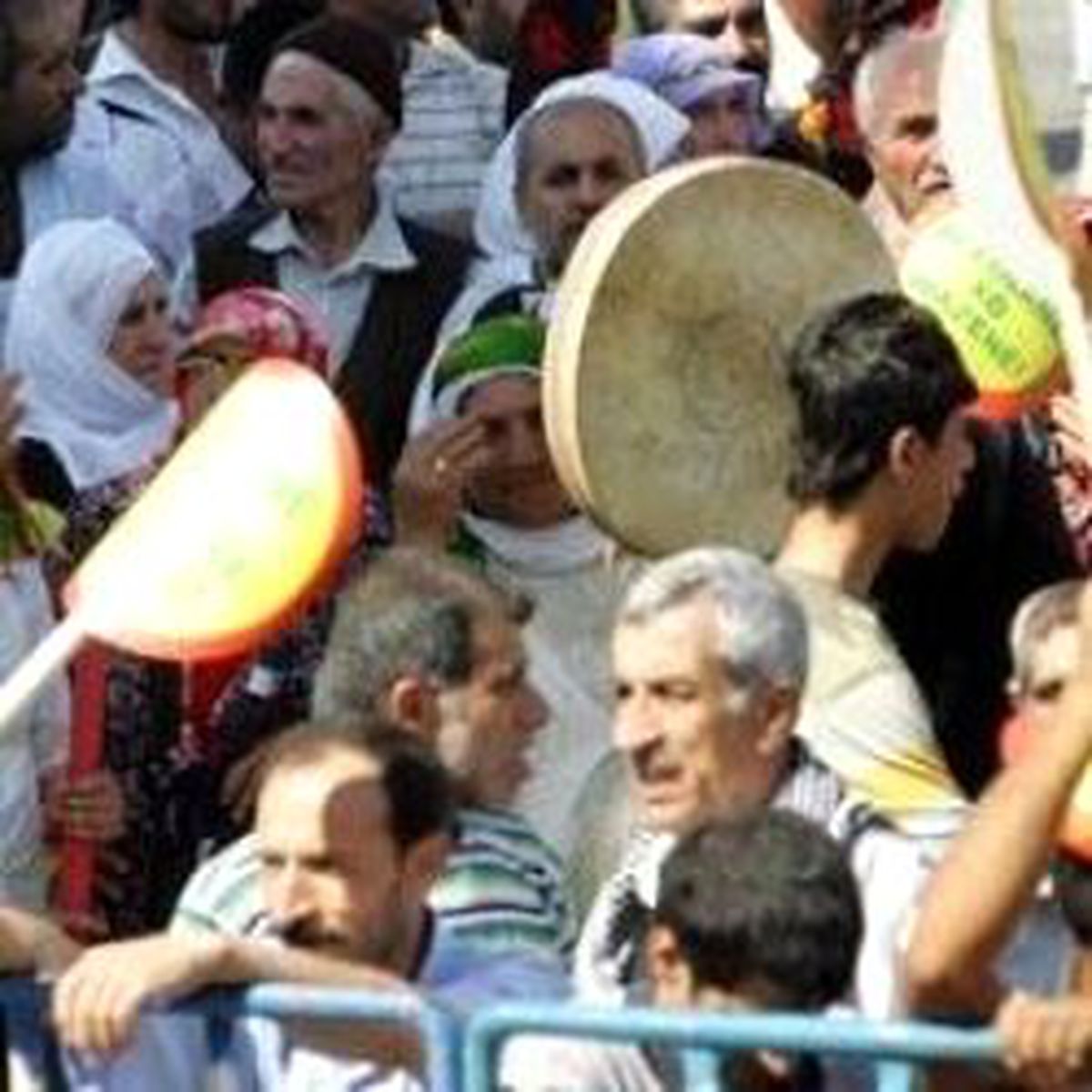 Barış Mitinginde DTP Açılımı