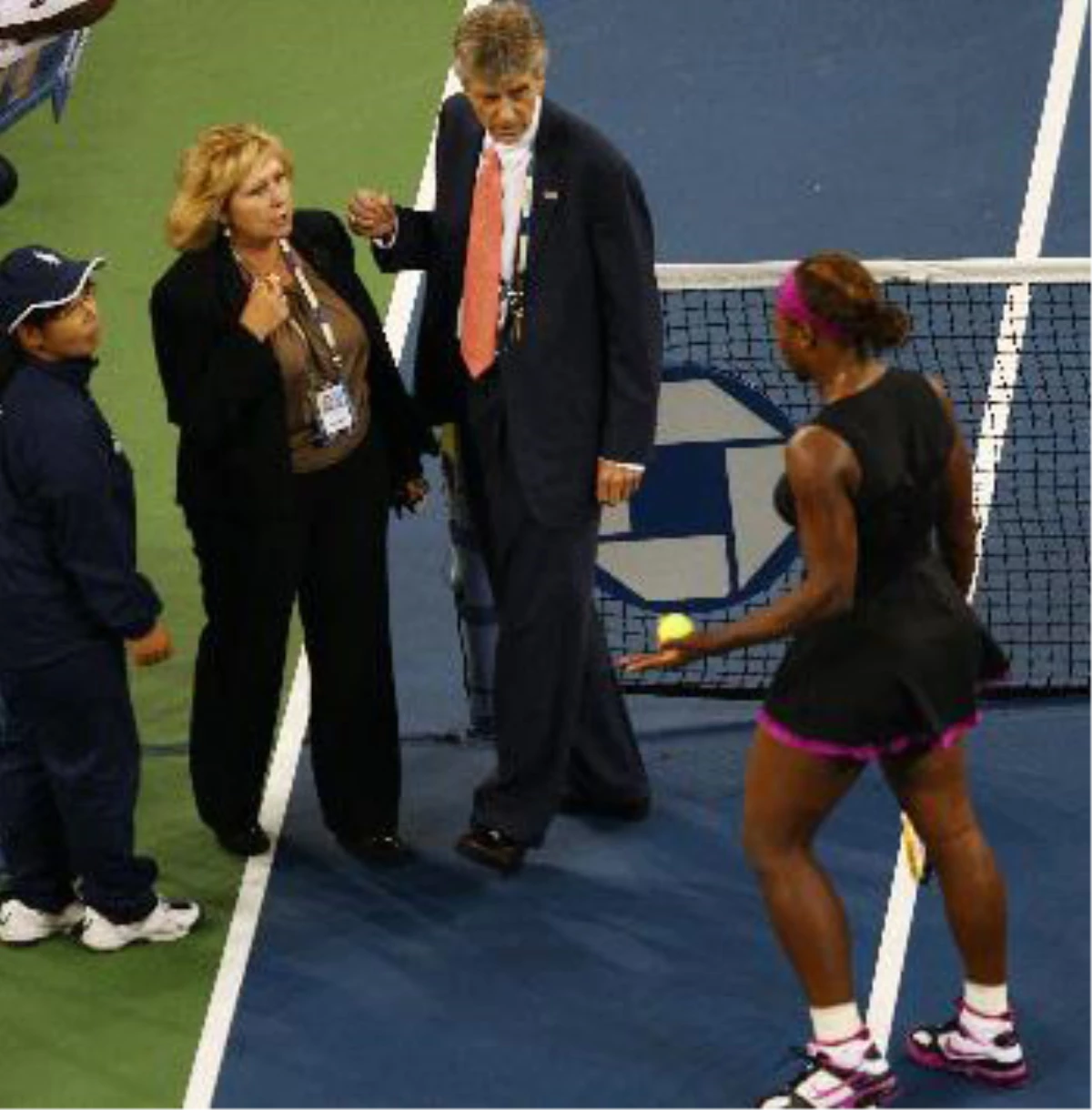 Serena: Topu Boğazına Sokarım