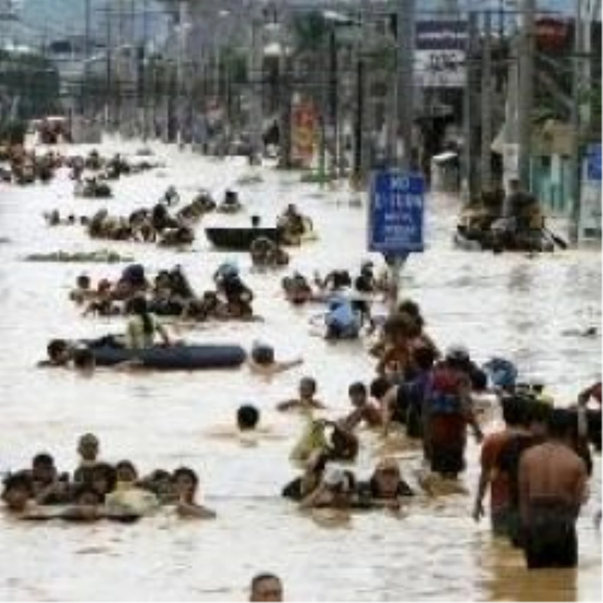 Sel Felaketi Filipinler\'i Vurdu: 73 Ölü