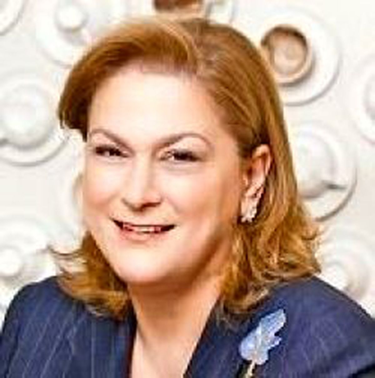 Güler Sabancı'ya İspanya Kraliyet Nişanı