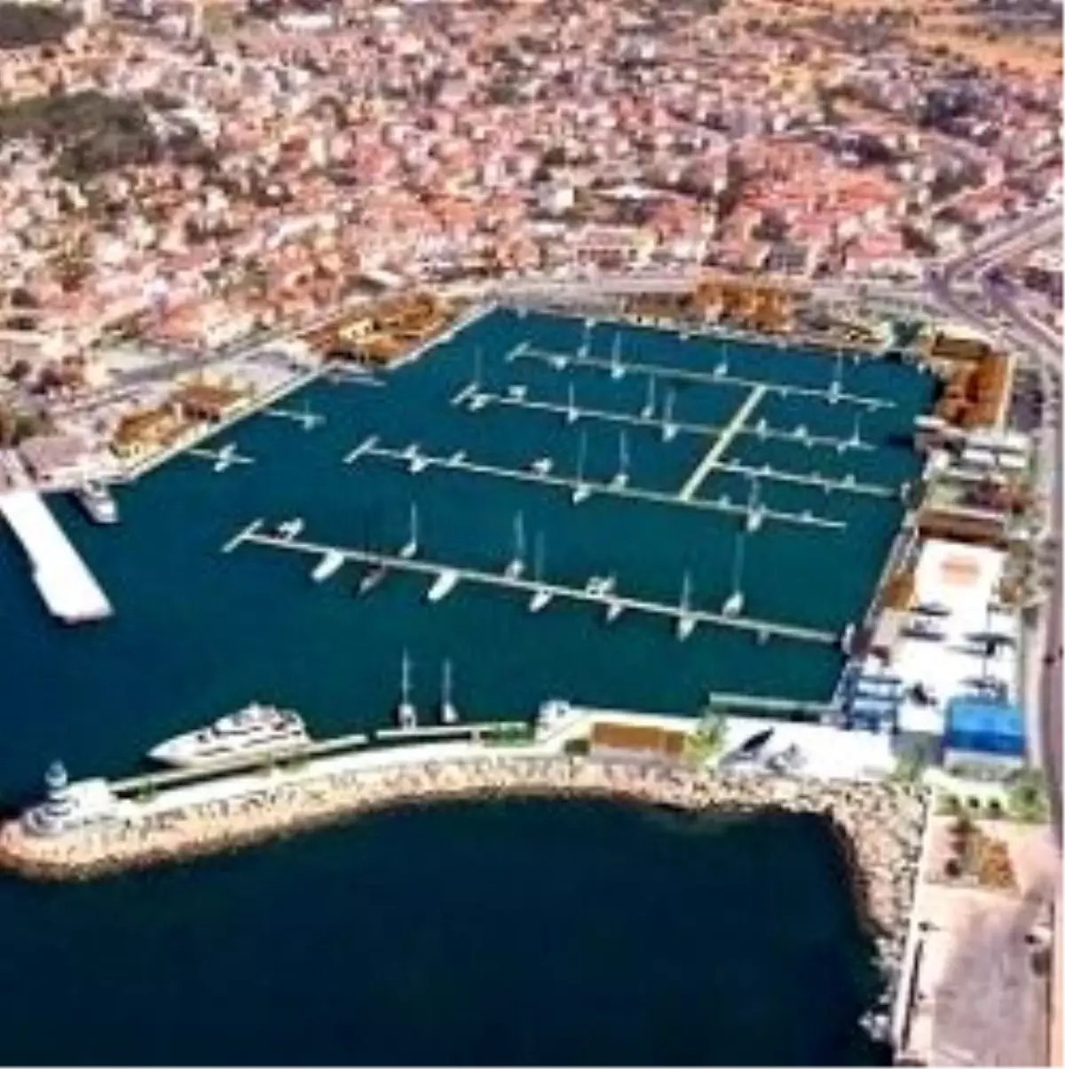 Çeşme Marina\'da Temel 10 Ekim\'de