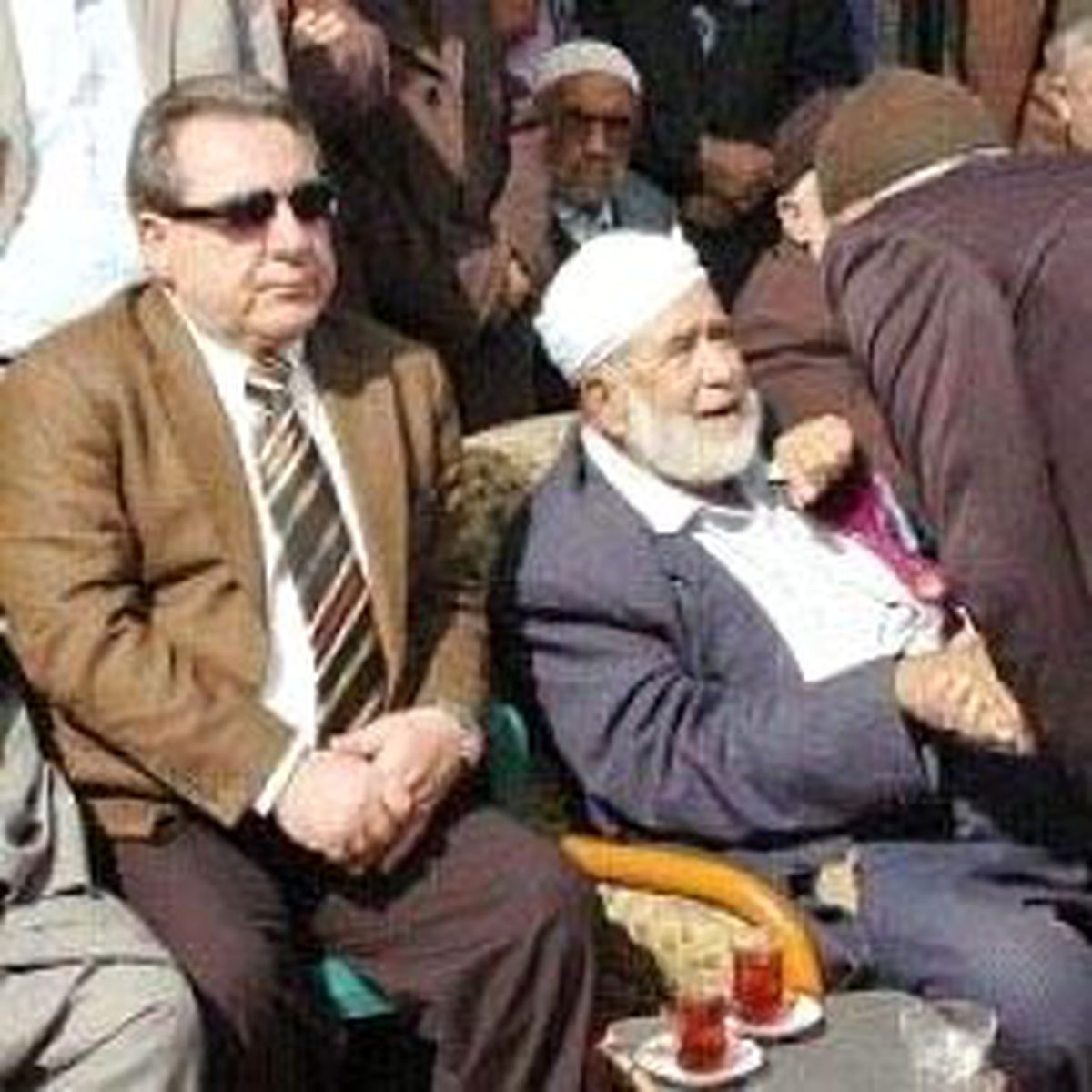 Cenaze Namazını Nakşi Akraba Kıldırdı