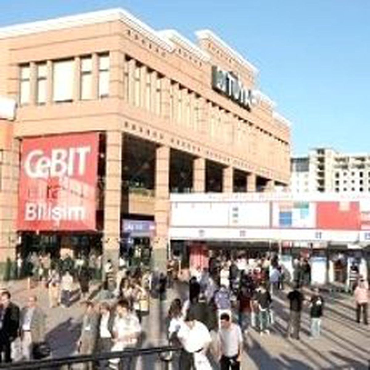 989 Şirket Vitrine Çıktı