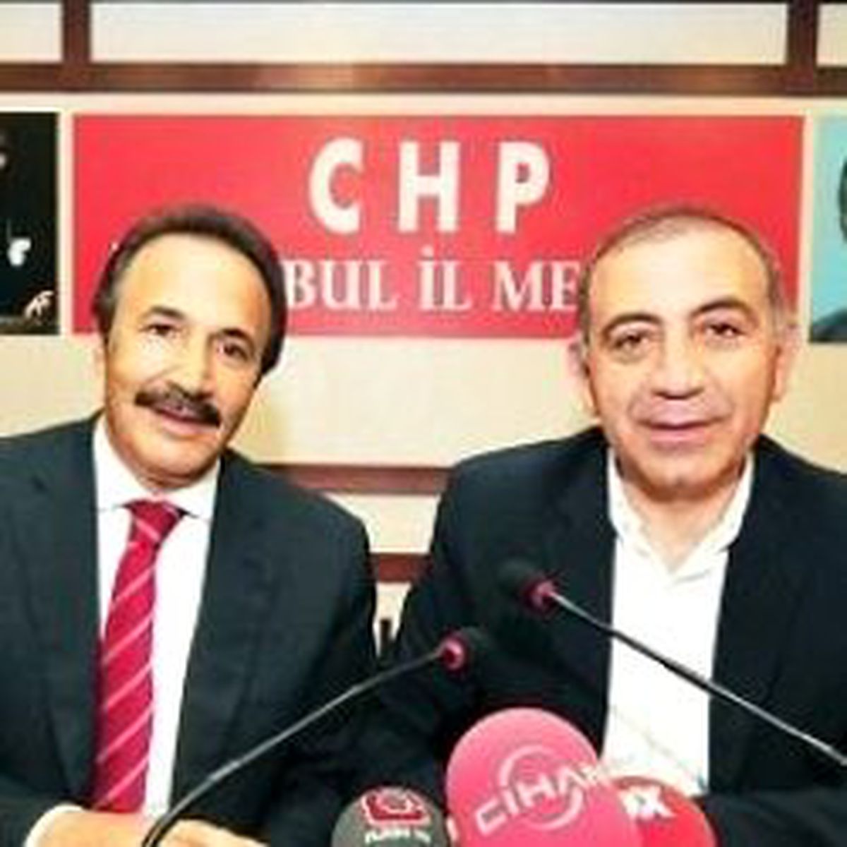 CHP'den 30 Liraya İnternetle İngilizce