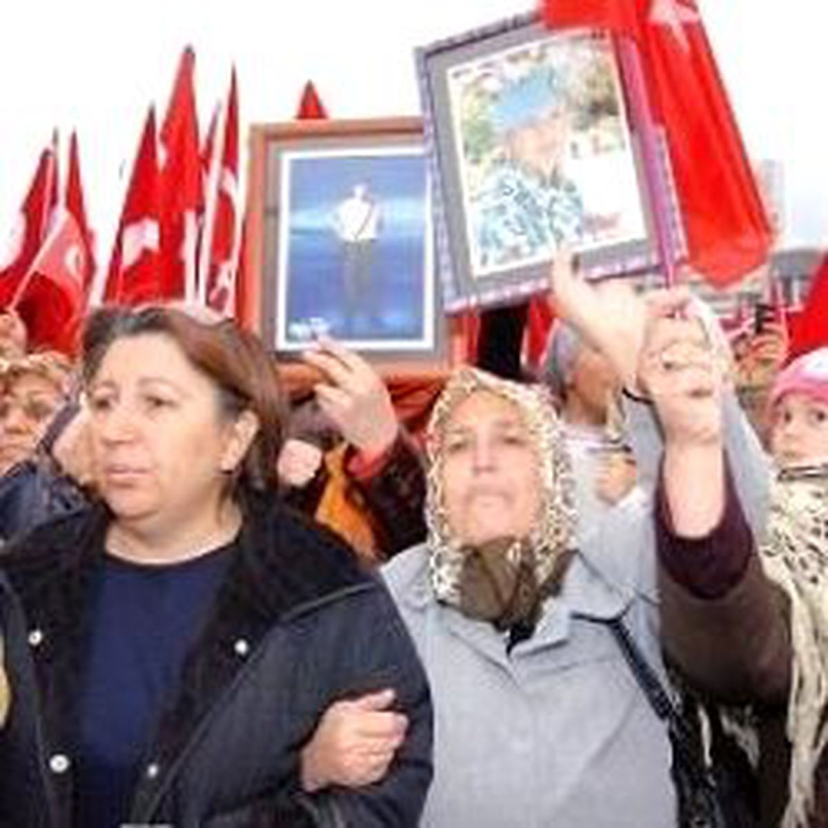 Şehit ve Gazileri Yok Saymayın