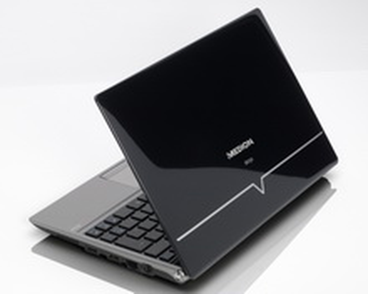 Ondan Hafifi Yok: Bir Netbook Rekoru...