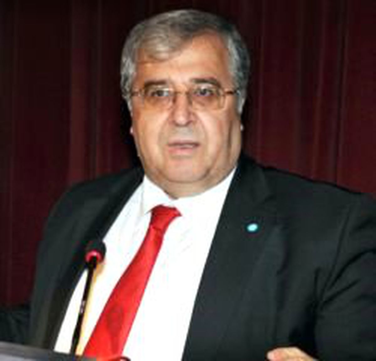 Kurulur Kurulmaz İsim ve Amblem Kavgası