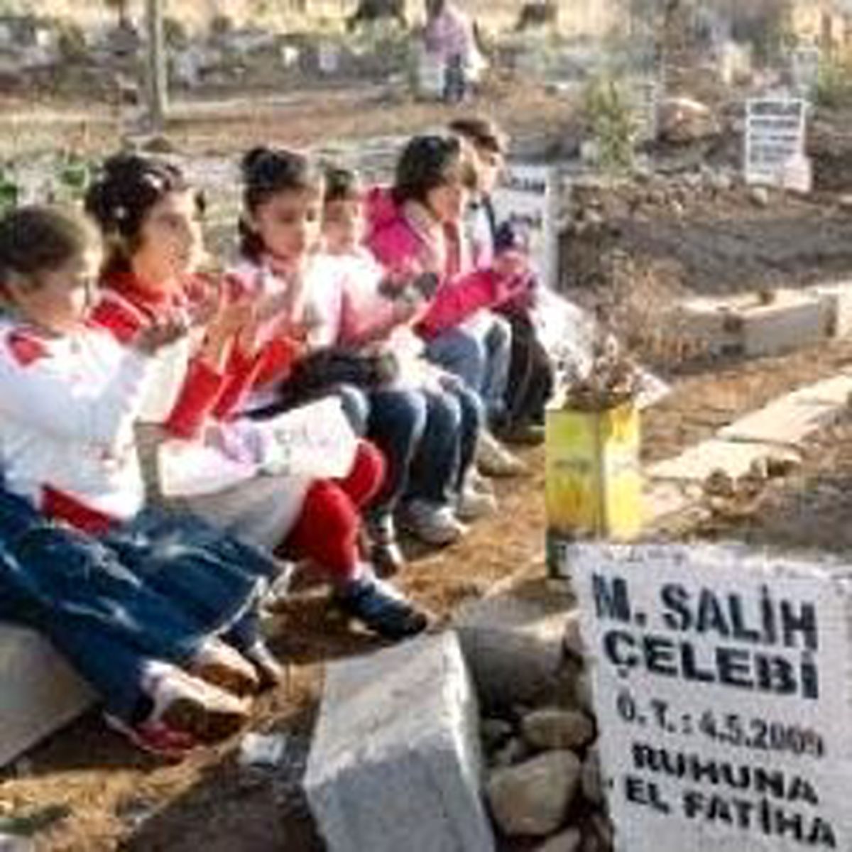 Babasız Bilgeli Tuba'nın Acı Şiiri