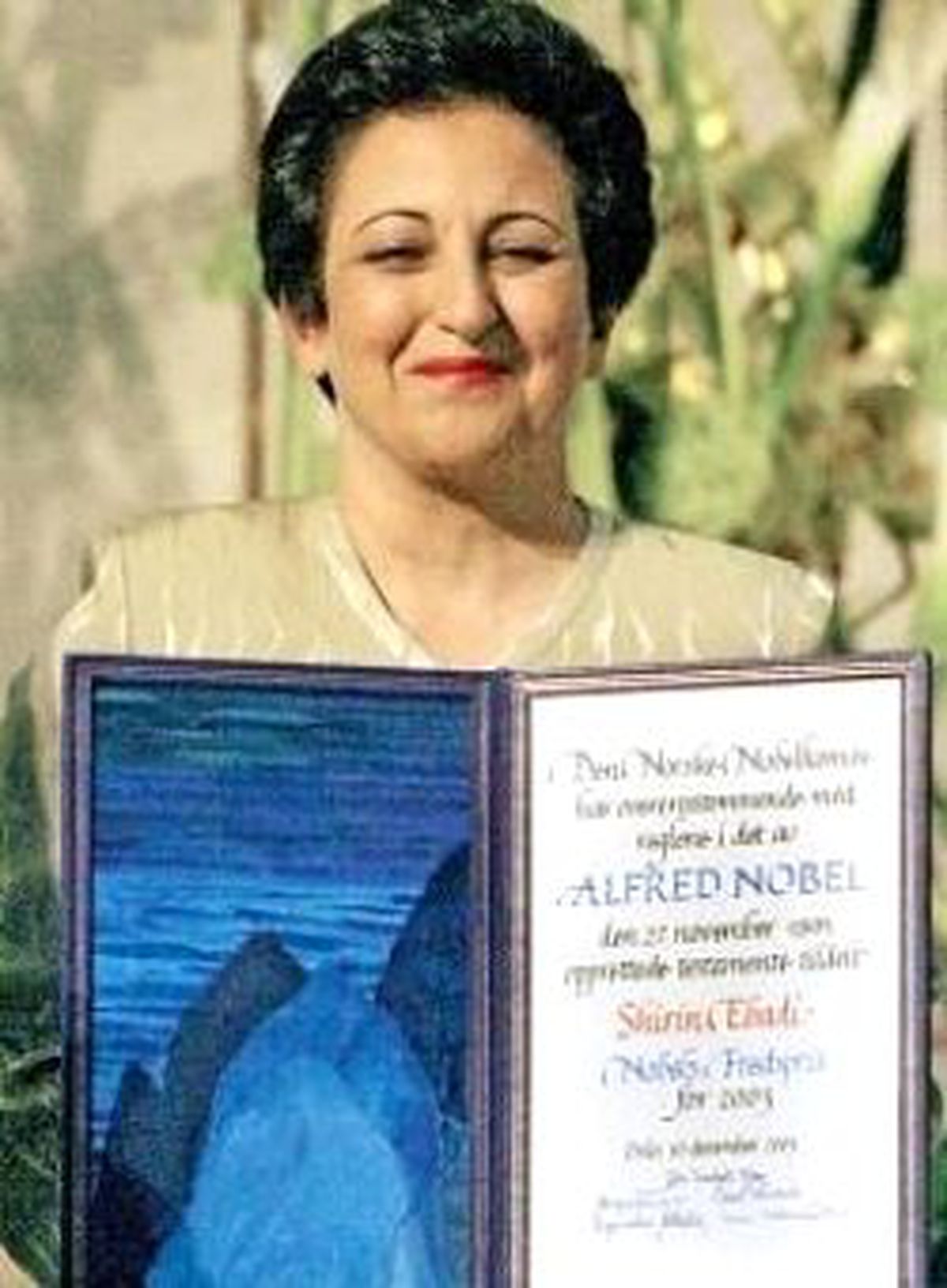 Nobel Ödülüme de Banka Hesaplarıma da El Koydular