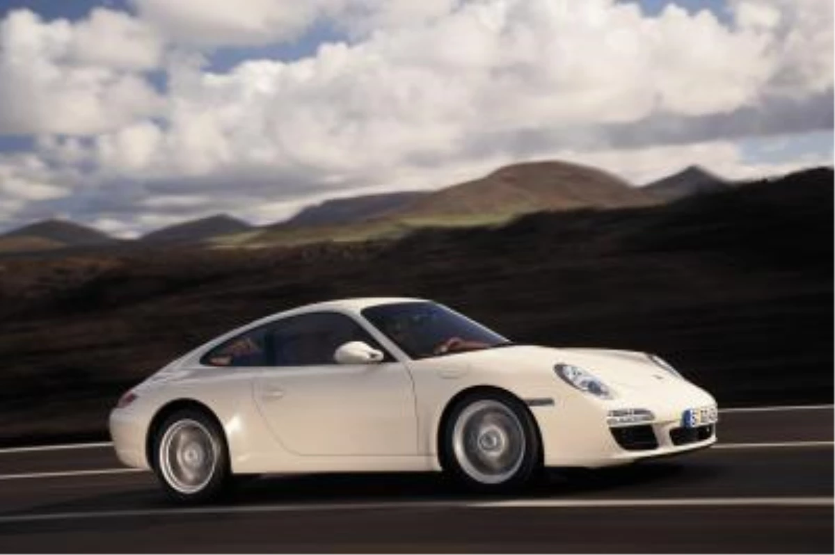 Porsche İki Modeliyle Birden Auto Trophy Ödülüne Layık Görüldü