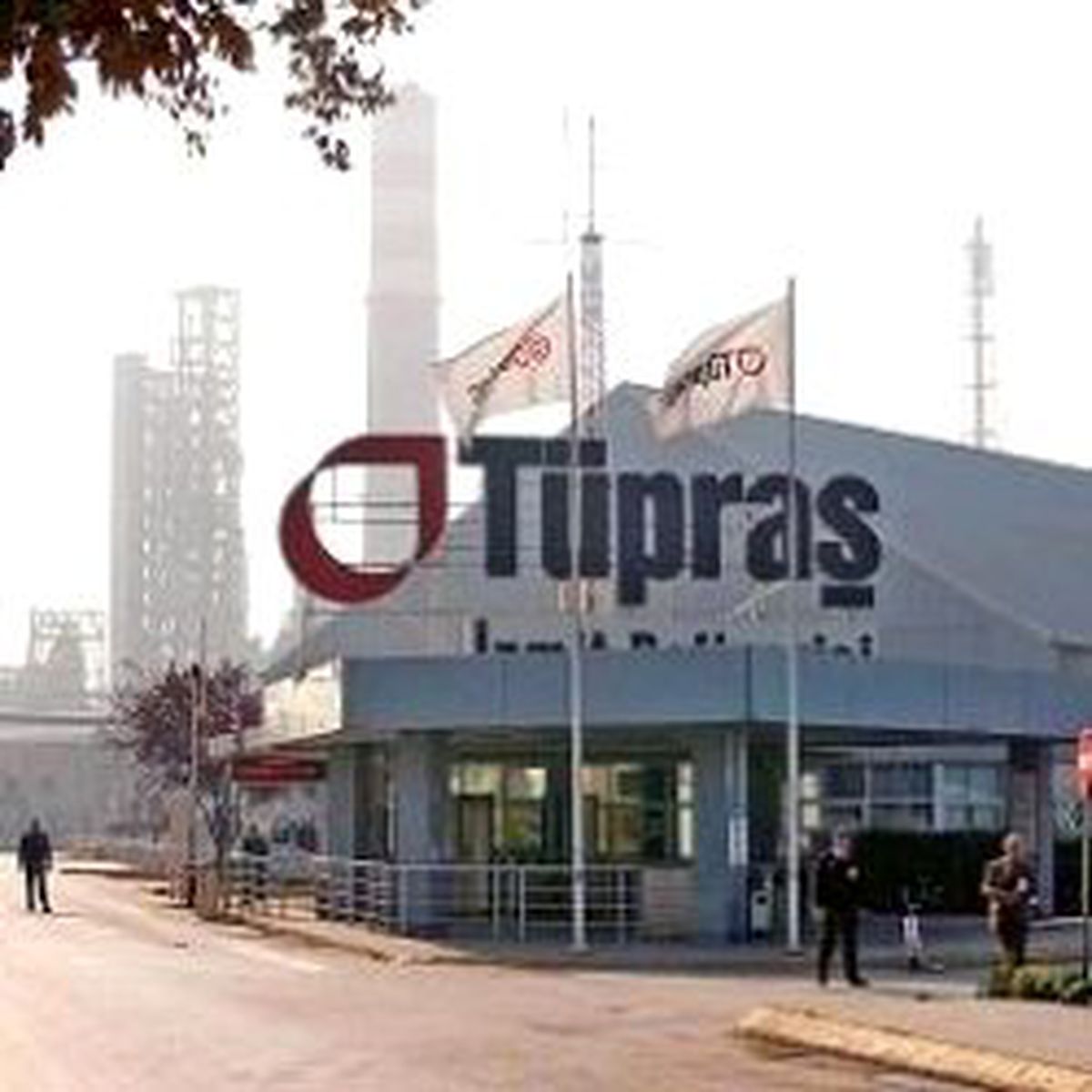 Tüpraş, 2 Milyar Dolar Yatırıp Motorine Asılacak