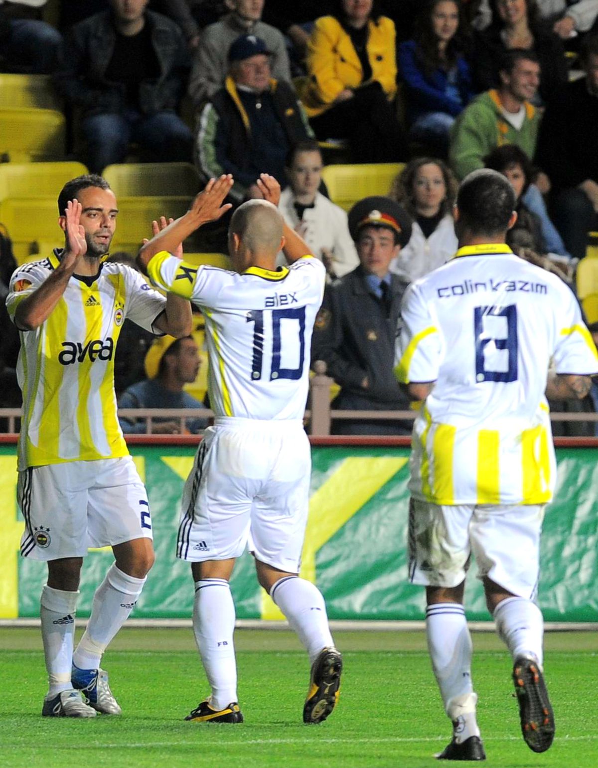 Düdüğü Macar Hakem Çalacak