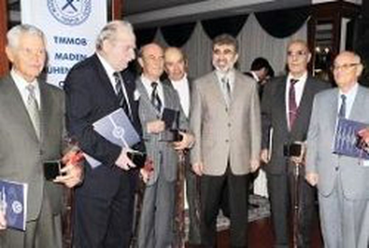 Madenciler Bakan'a İşsizlikten Yakındı