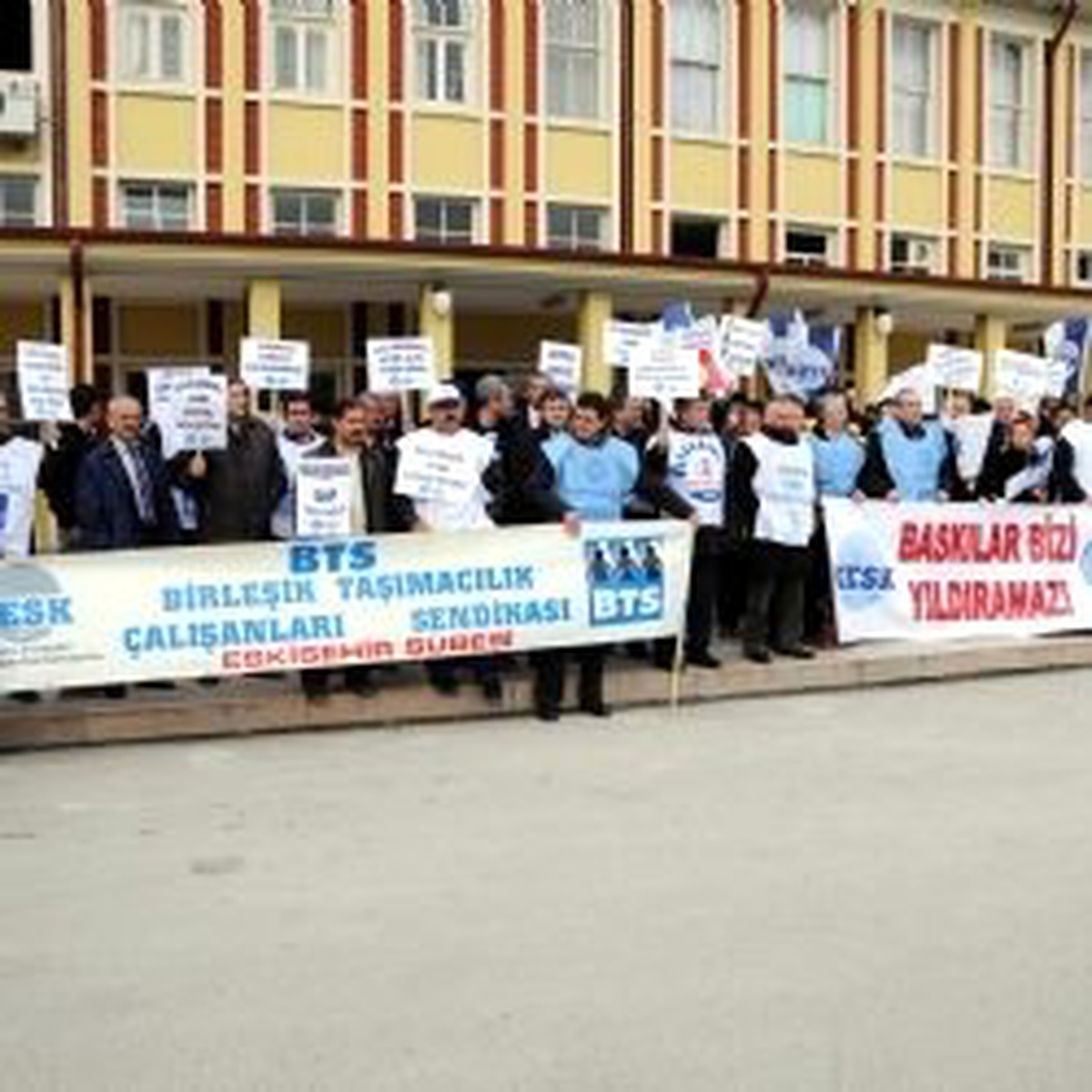 İş Yavaşlatmanın Cezası Kesildi