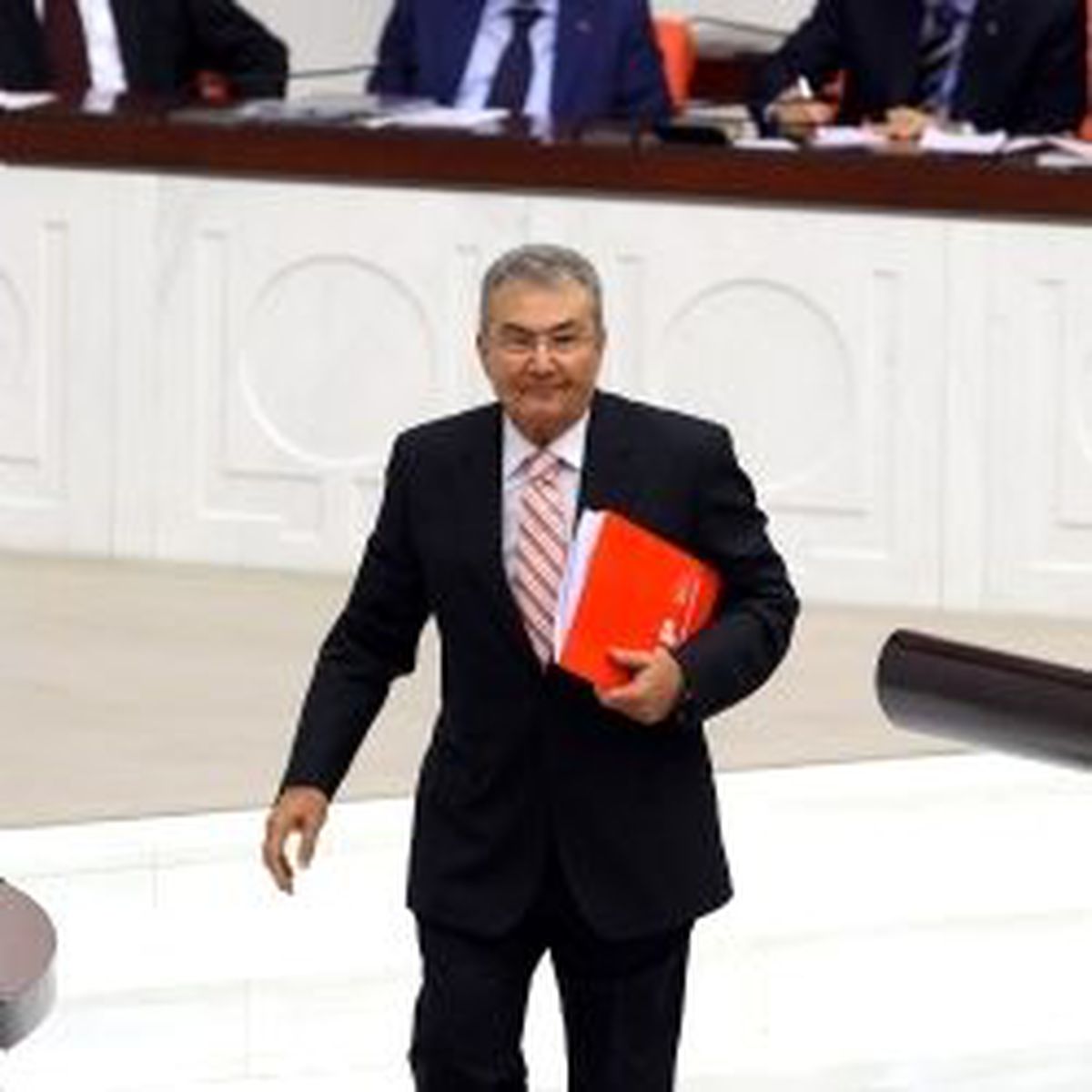 CHP'lilere Sokağa İnme Yasağı