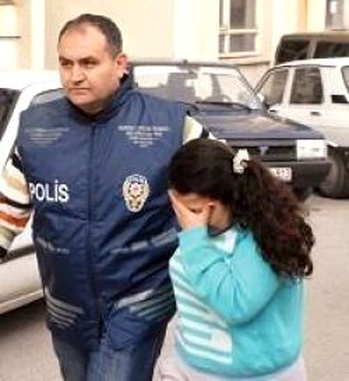 Evde Aşk Yaptıran 2 Kadın Tutuklandı