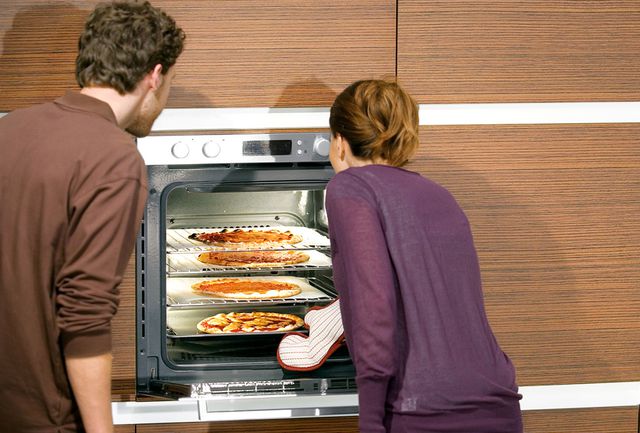 Yılbaşı Yemeğinizi Hotpoint-Ariston Openspace Fırında Pişirin - Son Dakika