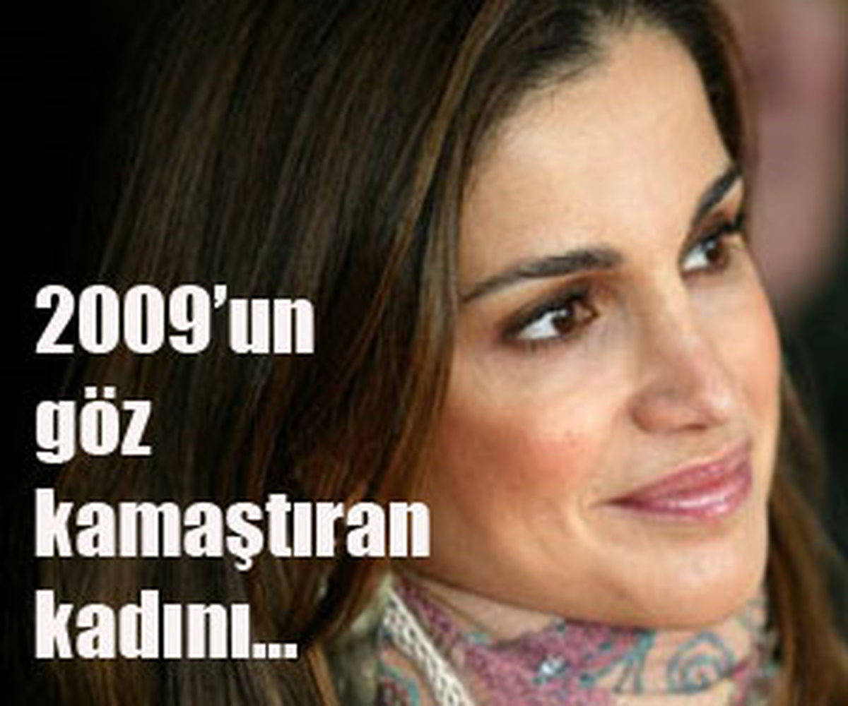 Yılın En Şık Kadını Kraliçe Raina...