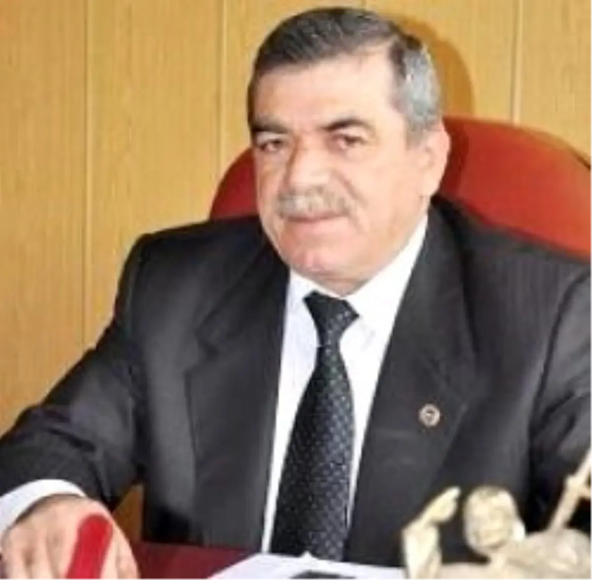 Başkan Ağca Koltuğuna Kavuştu