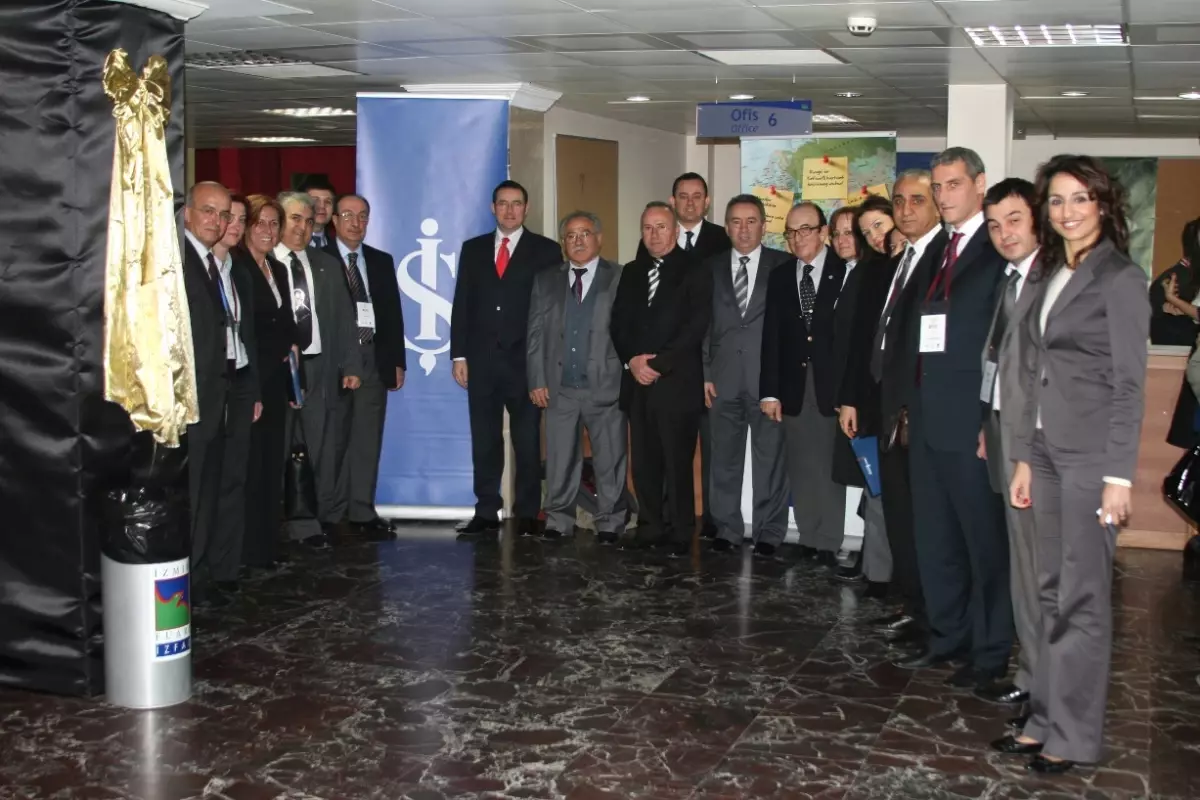 İş Bankası Sektör Temsilcileriyle Bir Araya Geldi