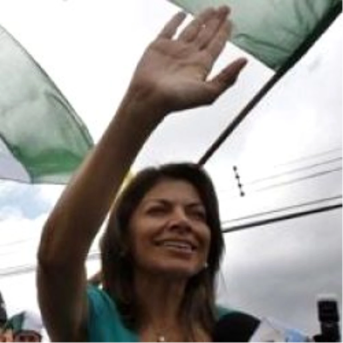 Kosta Rika\'ya Kadın Devlet Başkanı