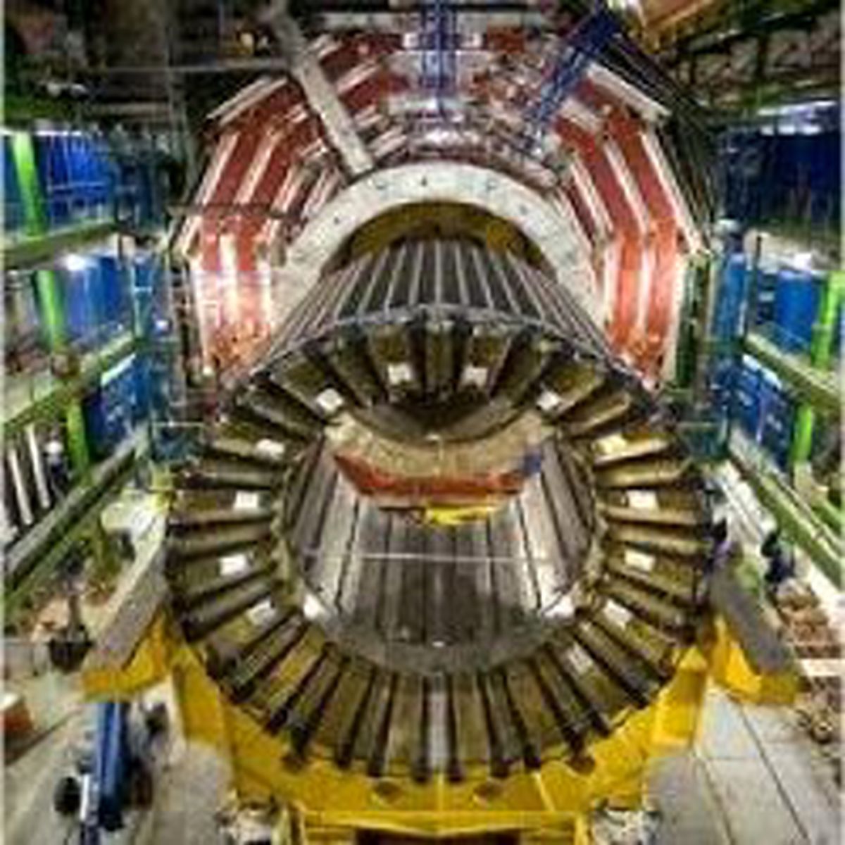 Cern'de Teori Pratiğe Uymadı