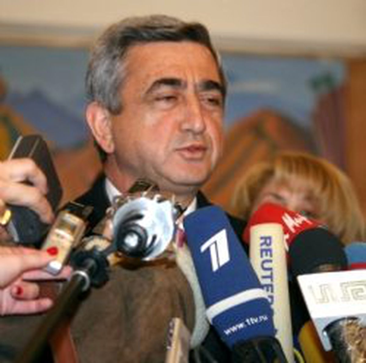 Sarkisyan, Gül'e Bu Mesajı Gönderdi