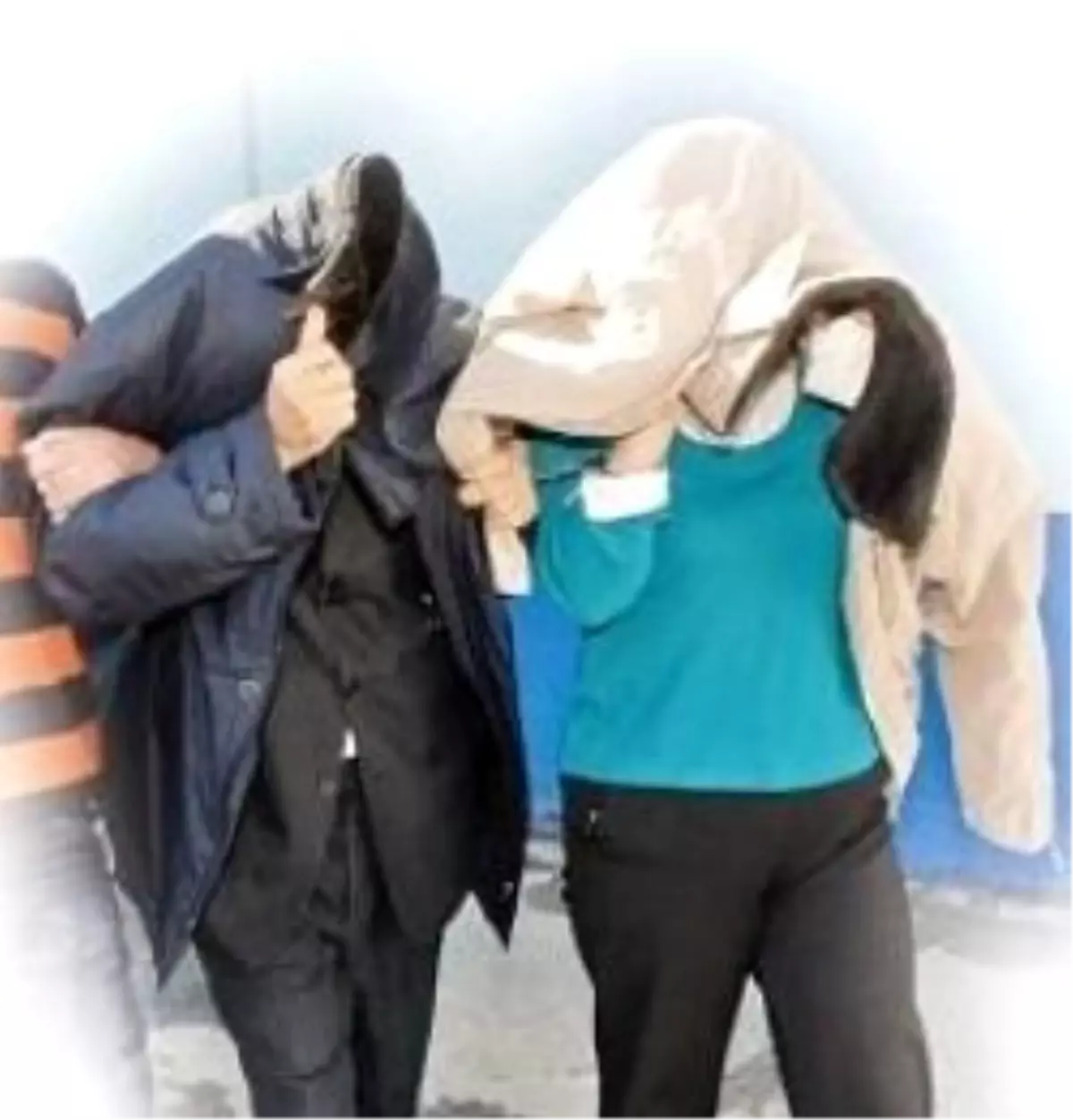 Zenginlerle Yemeğe Gidip Birlikte Ol