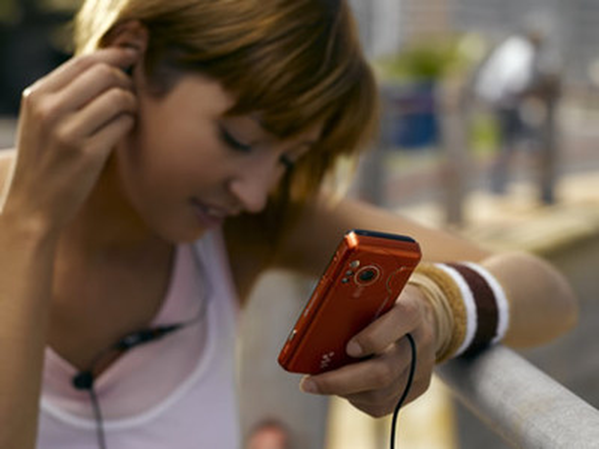 Cep Telefonları Radyoları Dirilti
