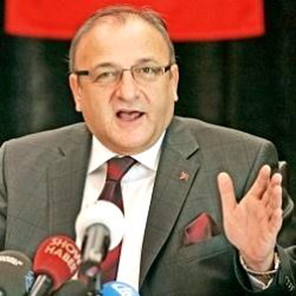 'Başbakan Erdoğan'a Dokunacağız'