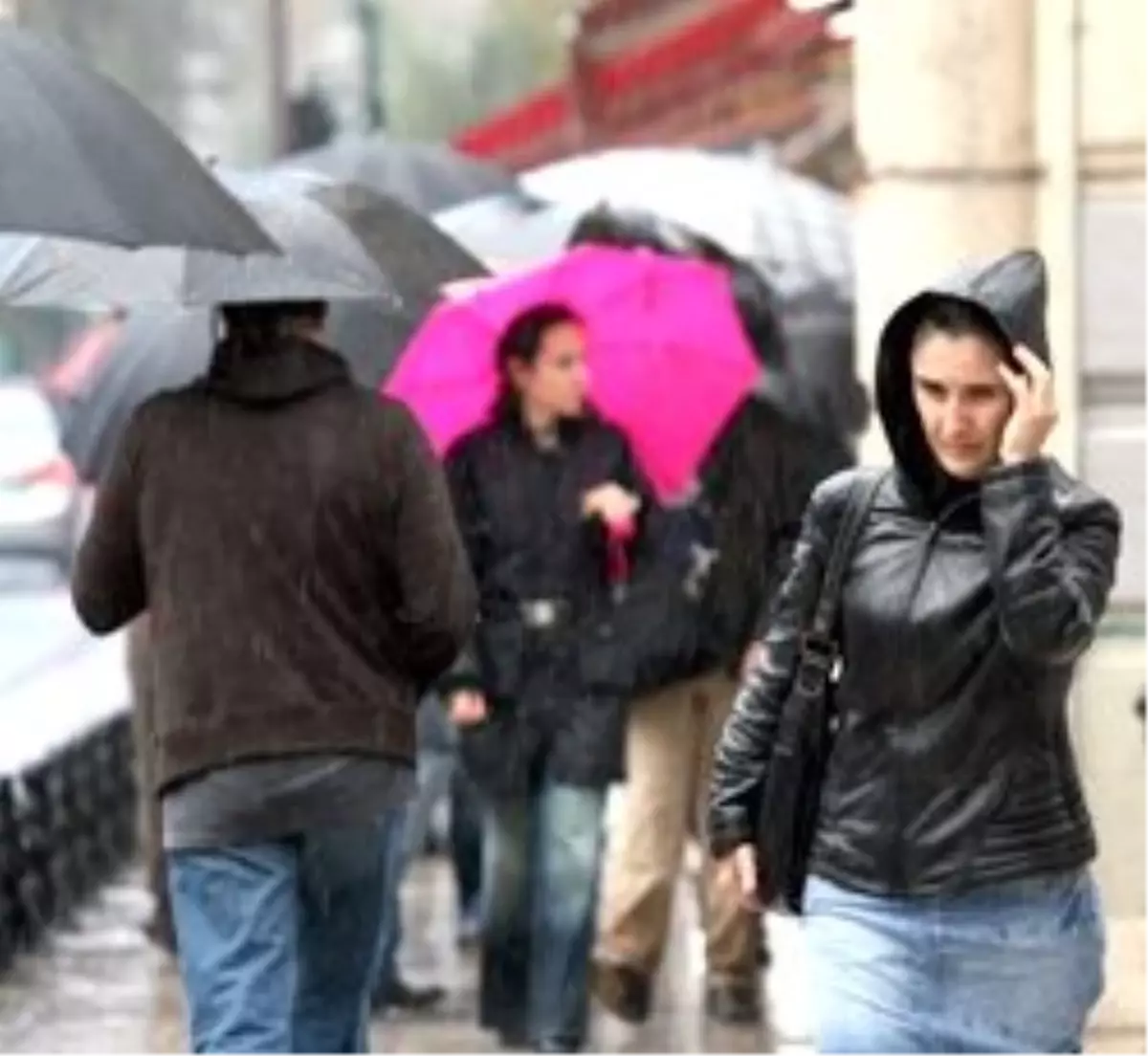 Hava Sıcaklıkları 4 -6 Derece Artacak