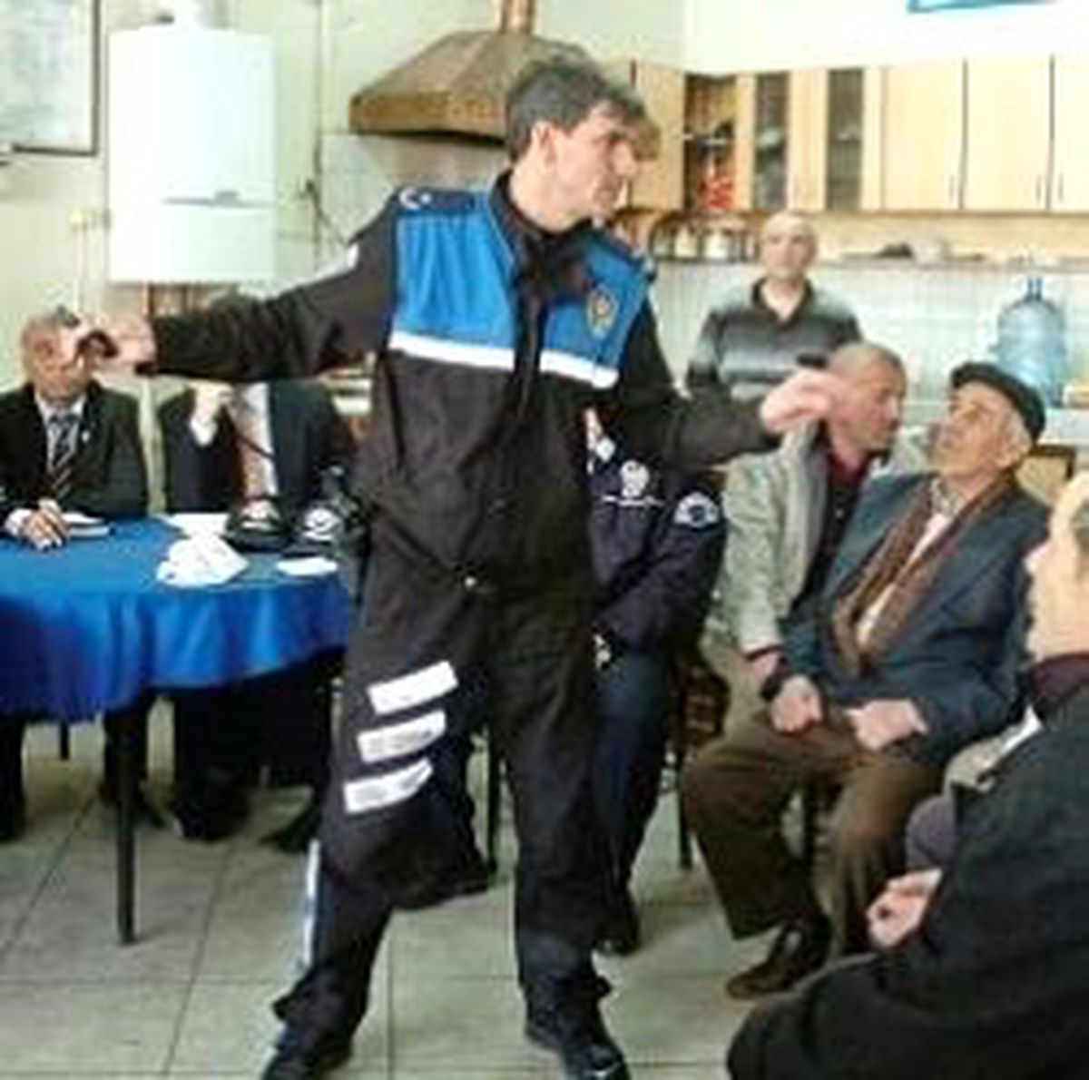 Kırıkkale'de Emniyet Mahalle Muhtarlarıyla Toplantı Yaptı