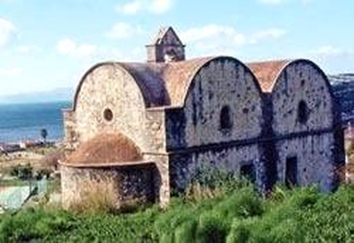 Tarihi Kilisede İbadet Turizmi