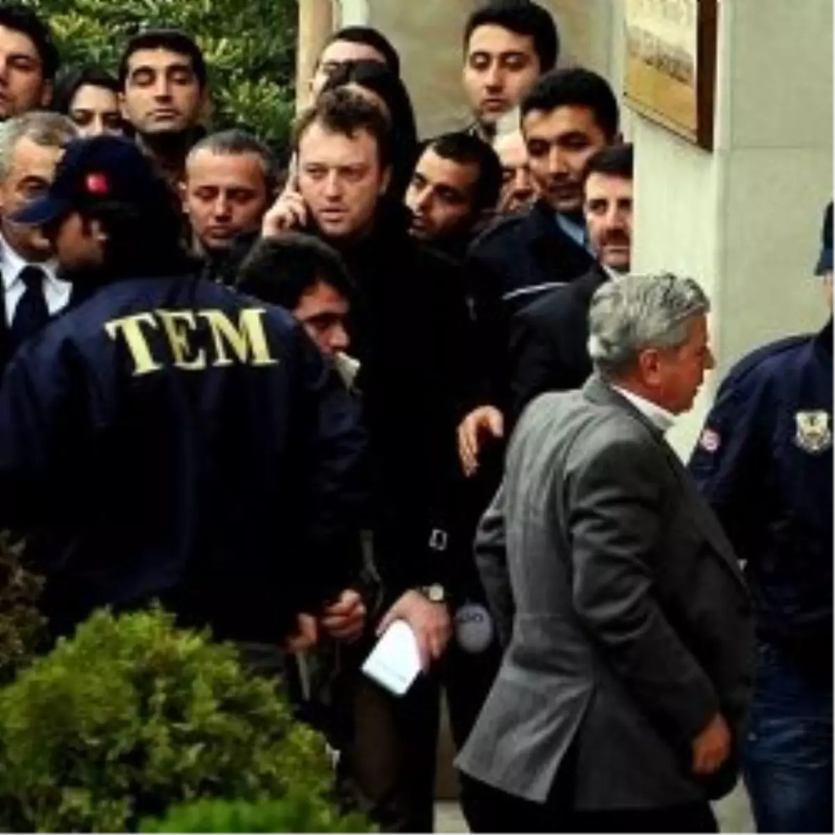 Balyoz Soruşturmasında 6 Kişi Serbest