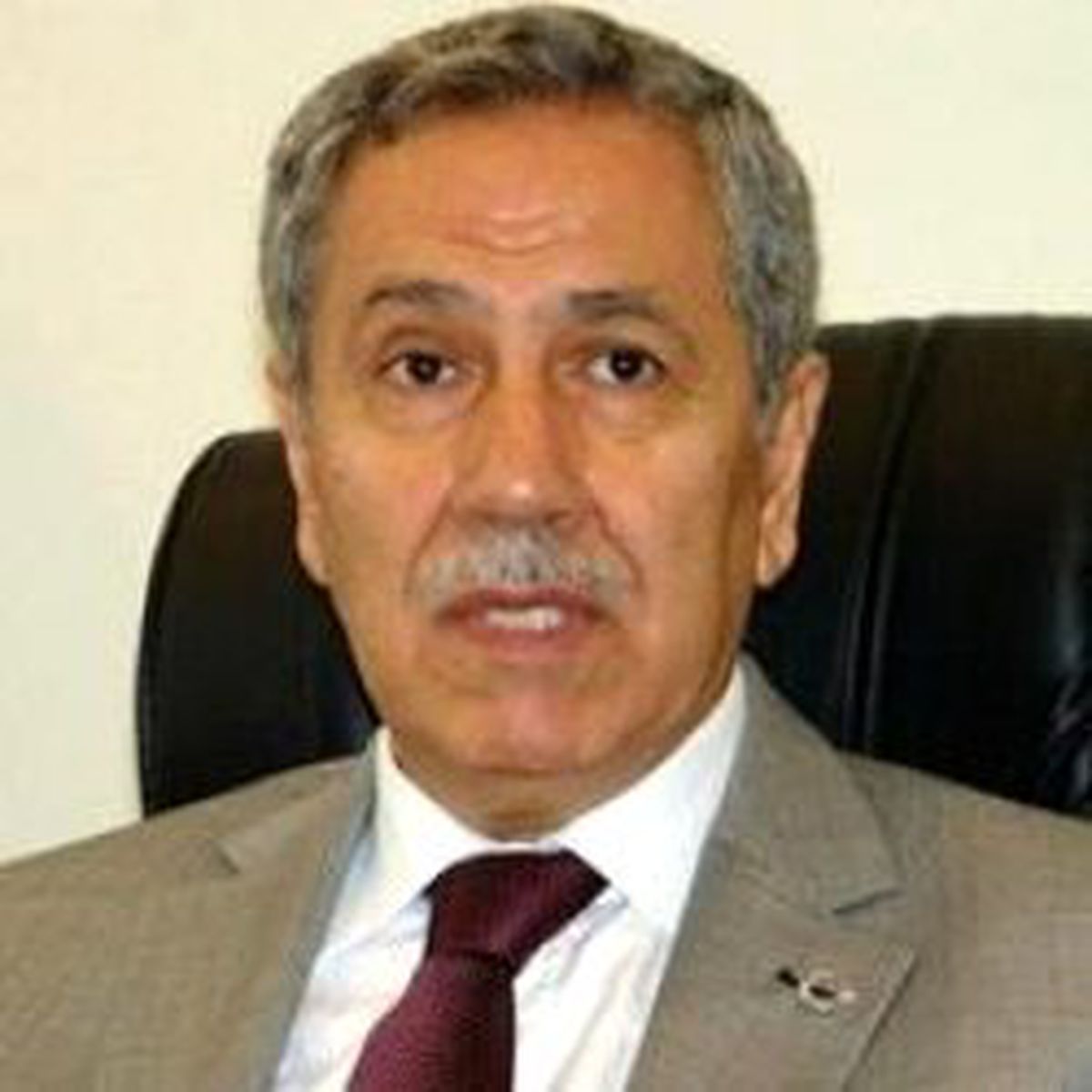 Arınç: 'Yuh' Diyeyim Gelin