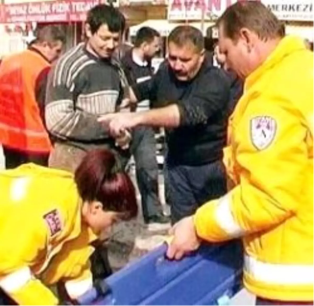 Çamurlu Olduğu İçin Sedyeye Alınmadı