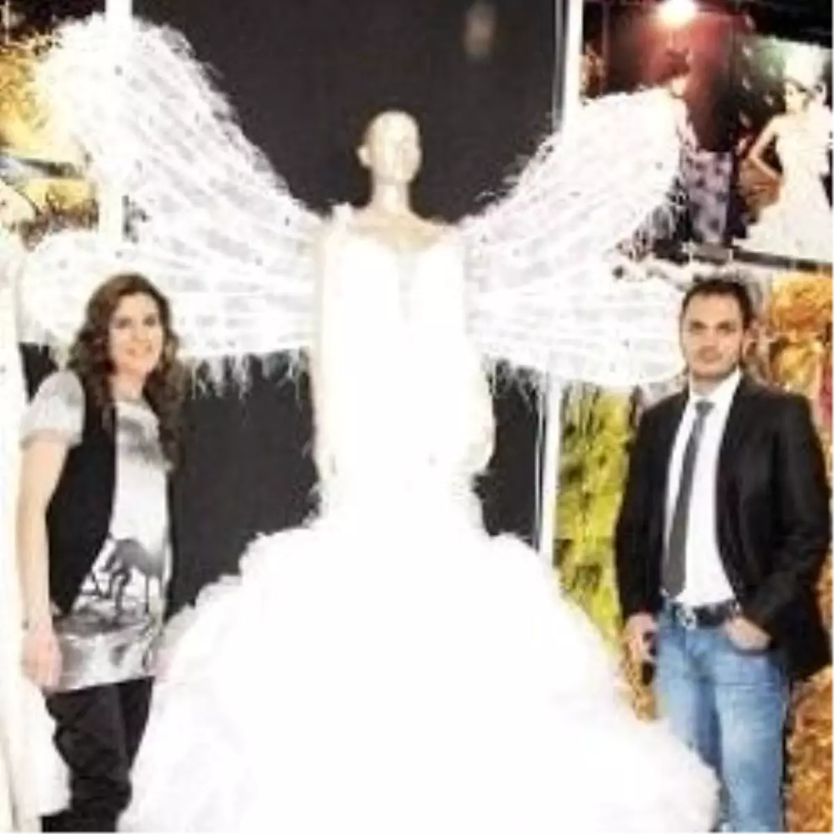 Işıklı Gelinlik 4 Bin 500 Lira