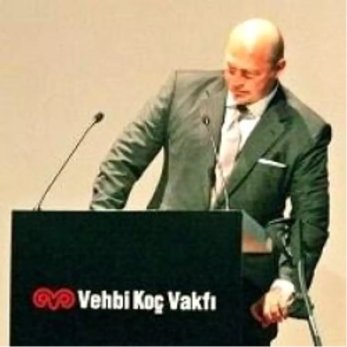 100 Bin Dolarlık Vehbi Koç Ödülü\'nü \'Beyin\'le Aldı, Bilime Harcayacak