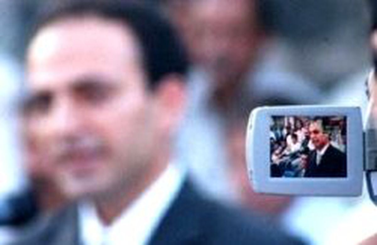 Kendisi Gidemedi, Videosunu Gönderdi