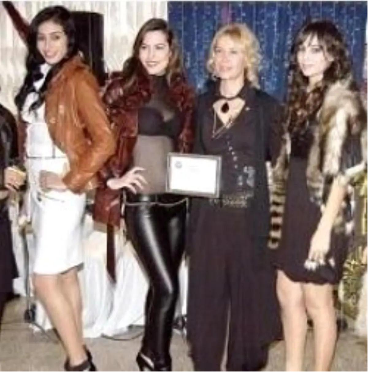 Polis Aileleri İçin Yardım Kermesi