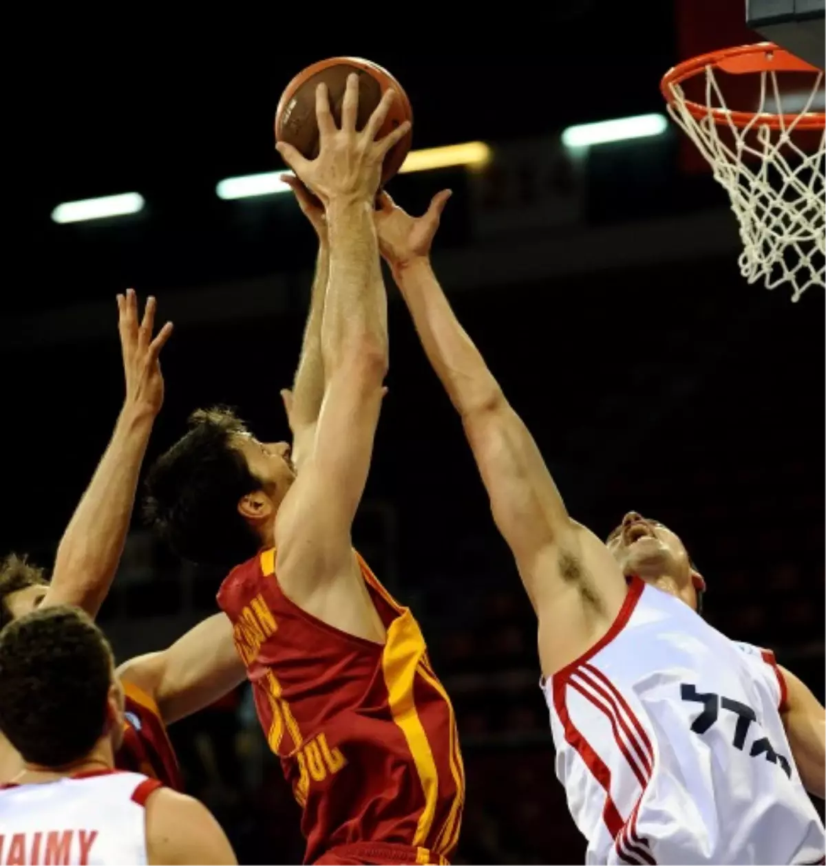 GS Cafe Crown Avrupa Defterini Kapadı