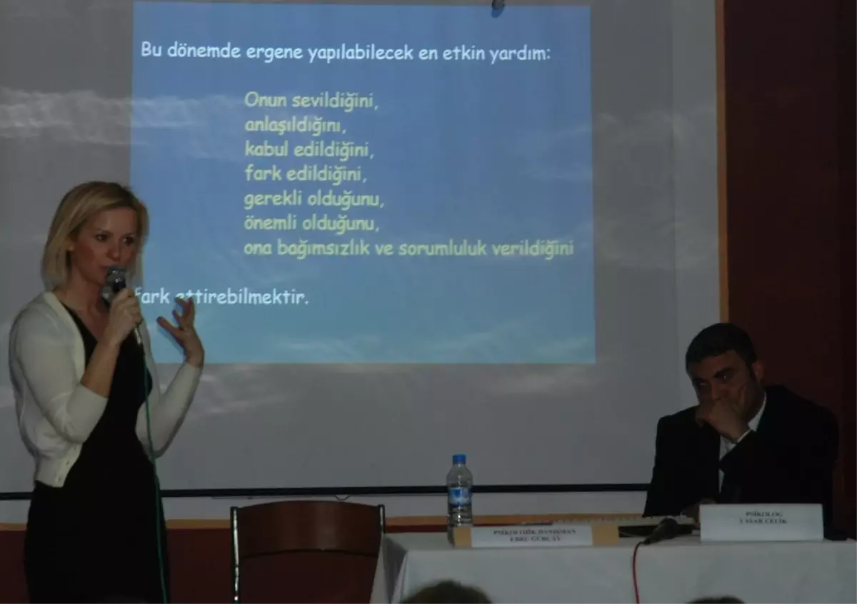 Dikili’de Ailelere Yönelik Eğitim Çalışması