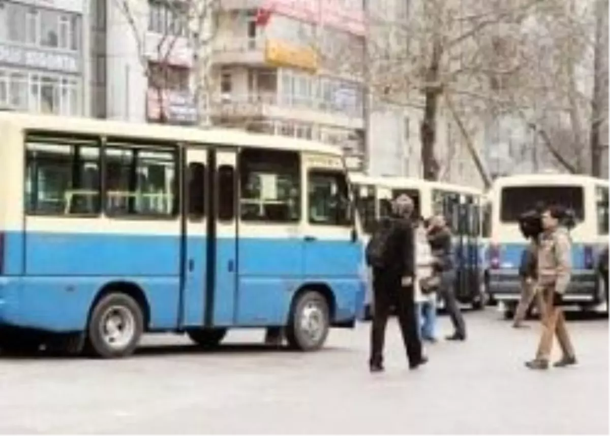 Minibüsçü Ukome Kararını Bekleyemedi