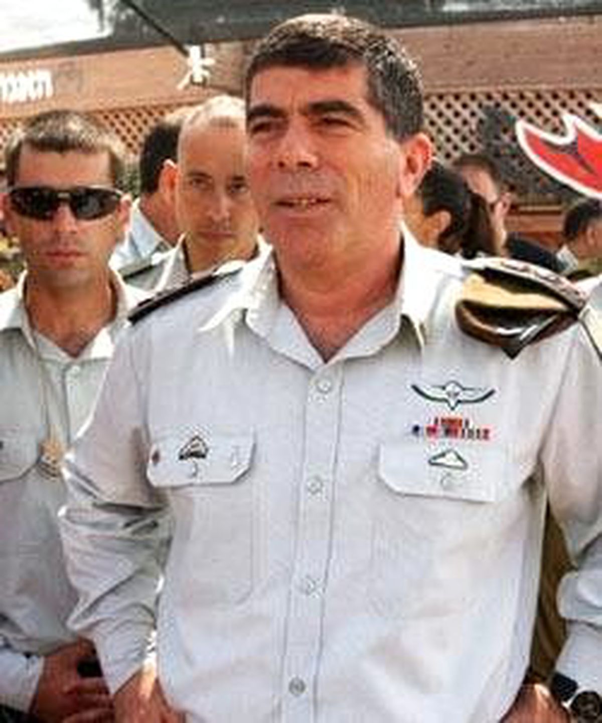Beş Yıl Sonra Bir İlk